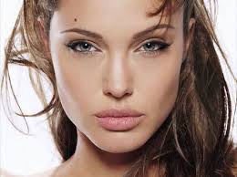 Ужас! Анджелина Джоли подлуди всички!!! Оставали и 3 години живот!!!